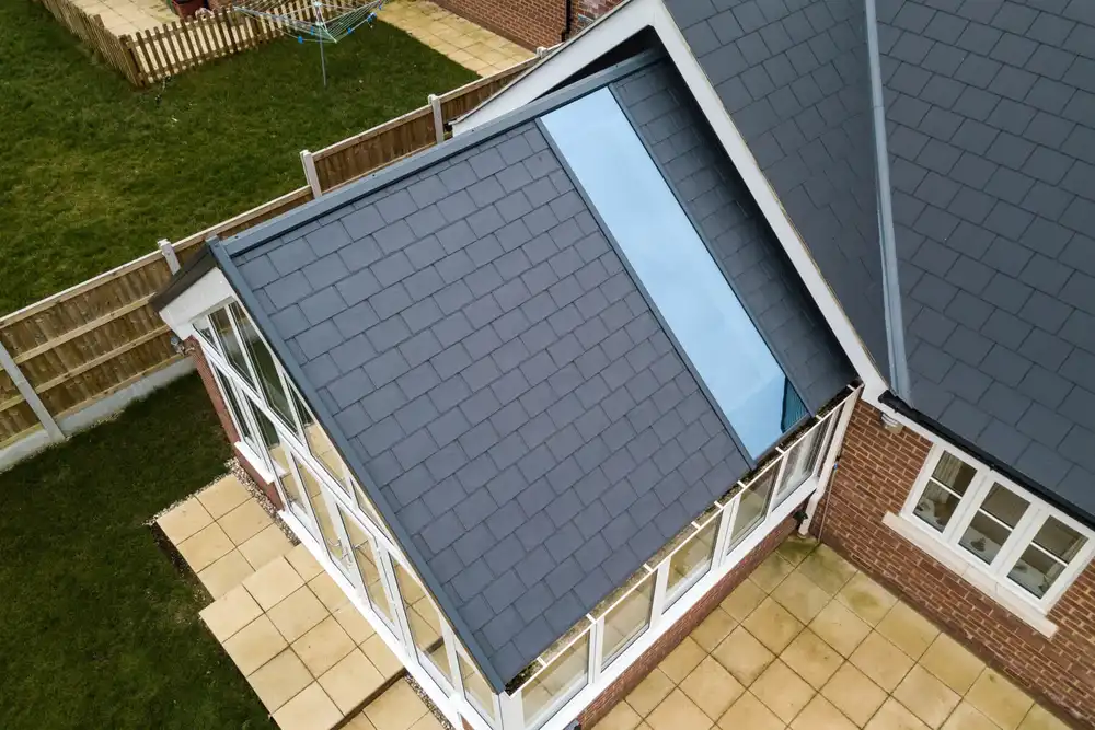Solid roof conservatory